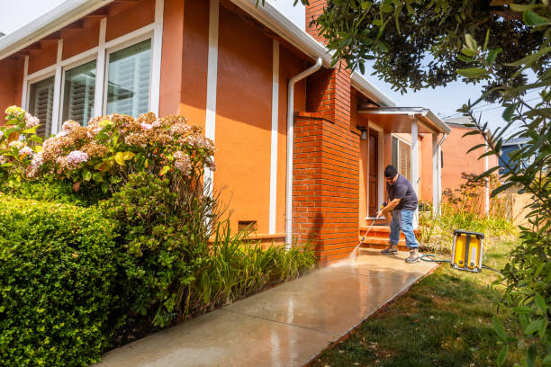 Best Fence Pressure Washing  in Trumbull Center, CT